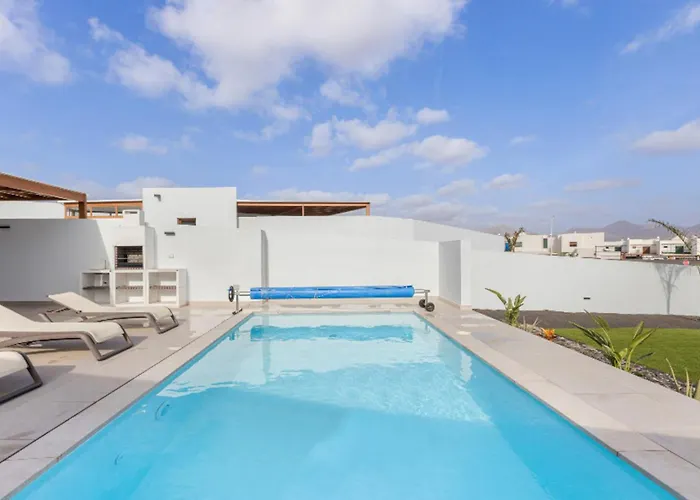 Altos Aloe 7b By Escape Villa *